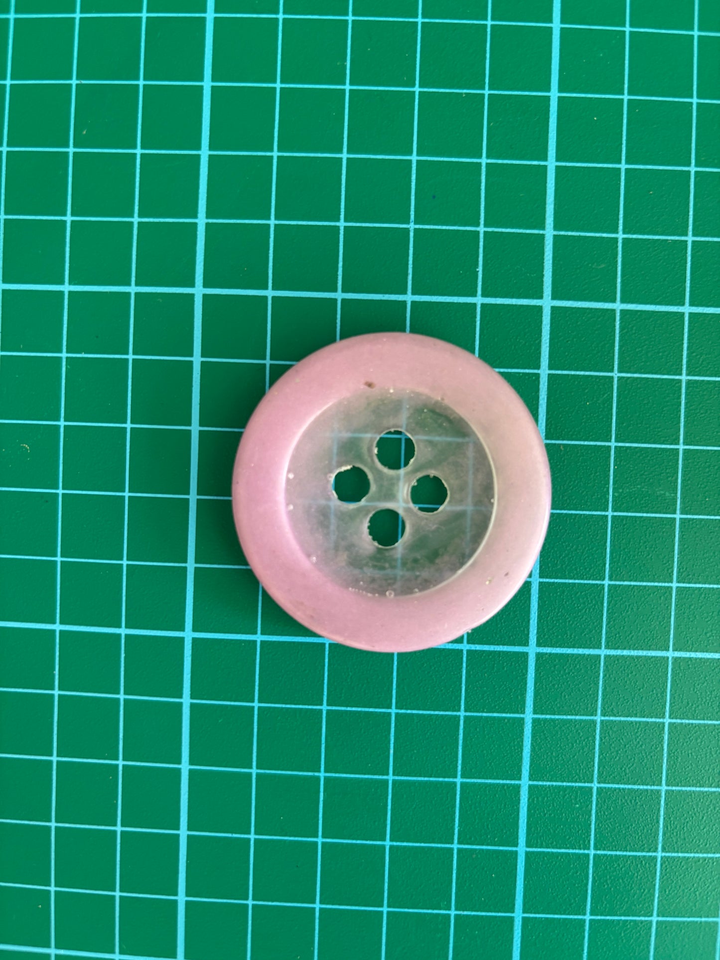 RESIN BUTTONS 01 Benny